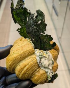 Viennoiserie salata